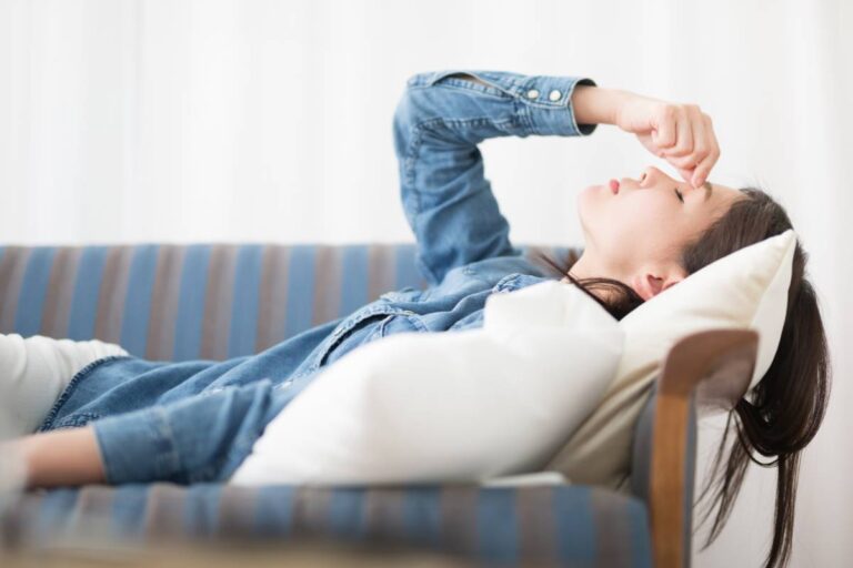 虚無感とは？虚無感に襲われる原因や症状、解消法を解説 | こころケア